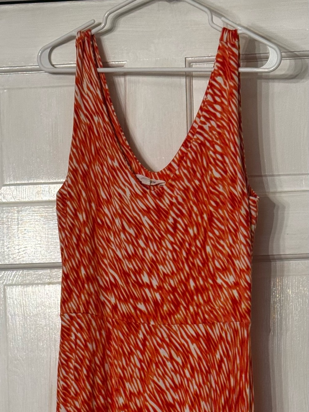 Athleta Orange & White Patterned Scoop Neck Tank
